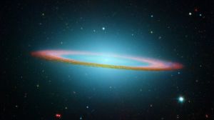 Sombrero_Galaxy_in_infrared_light_(Hubble_Space_Telescope_and_Spitzer_Space_Telescope)