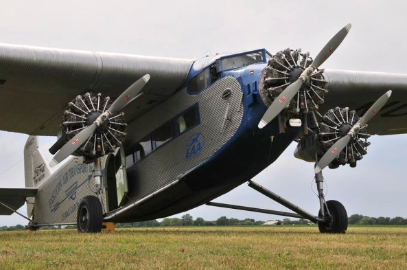 eea-trimotor